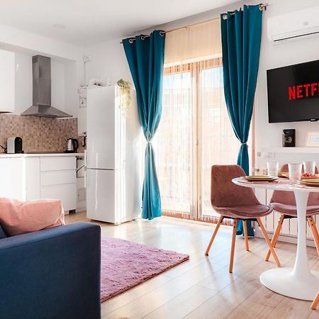 Downtown Apartment Boutique - Blue & Pink Bukurešť Exteriér fotografie