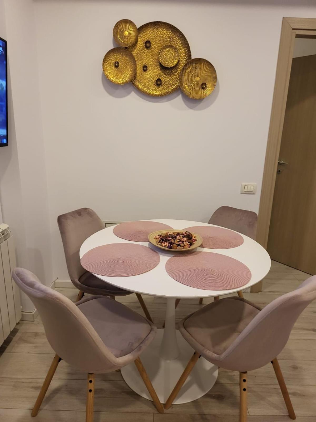 Downtown Apartment Boutique - Blue & Pink Bukurešť Exteriér fotografie